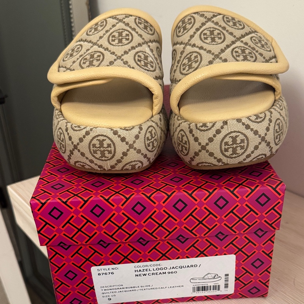 Tory Burch Bubble Platform Monogram Slides Size 9 - image 3